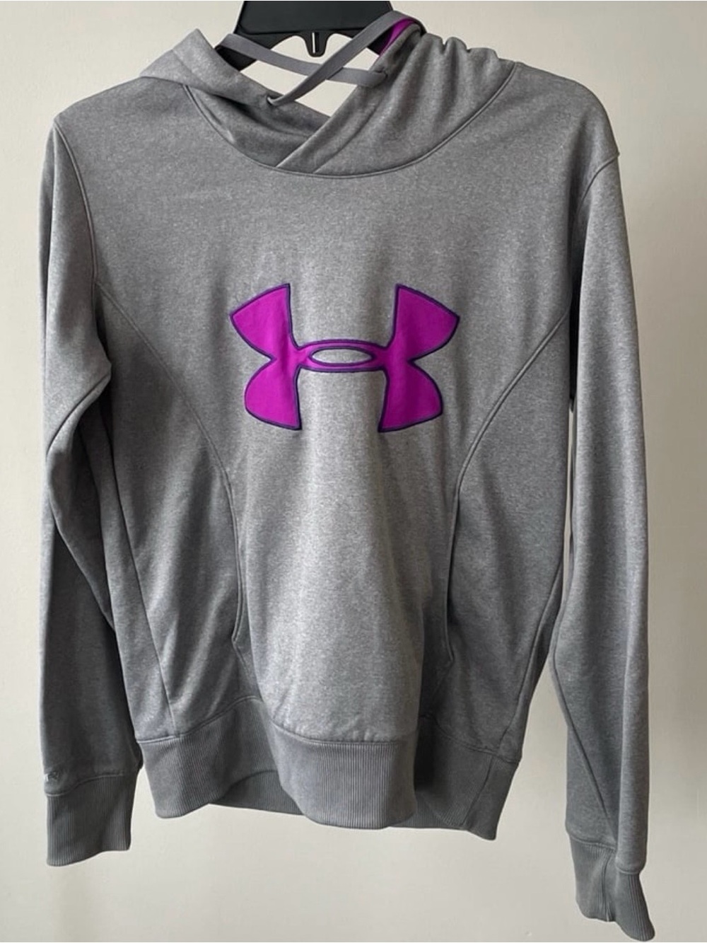 Under Armour Women’s Gray Semifitted Cold Gear  Hoodie Size Small